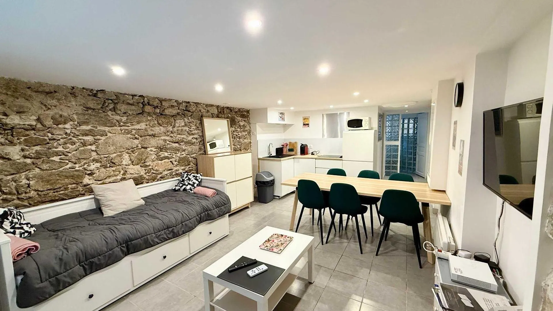 A076 Appart 6 Pers Chambre Et Terrasse Au Suquet Cannes Franciaország